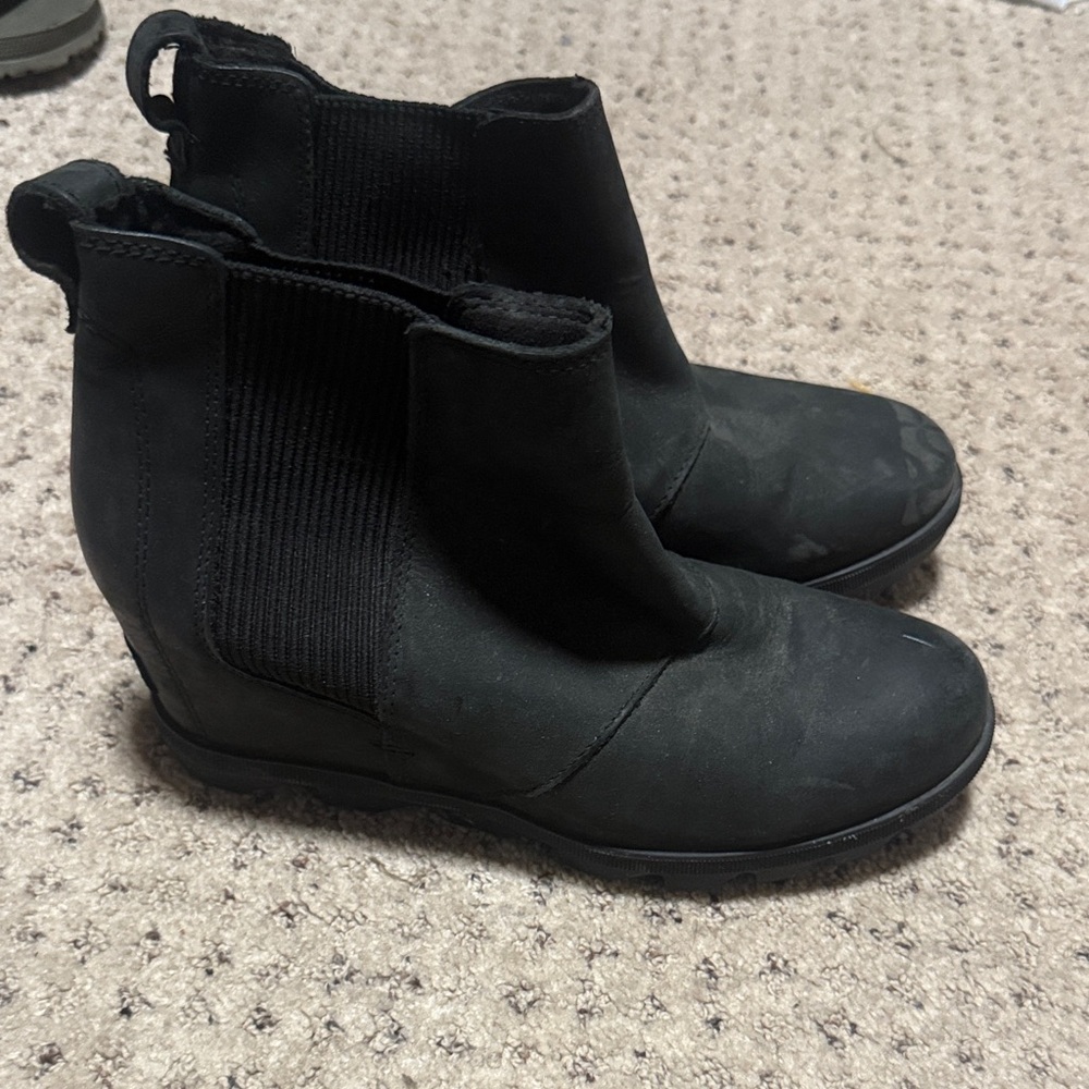 Black Ankle Boots Sorel 9.5 women wedge